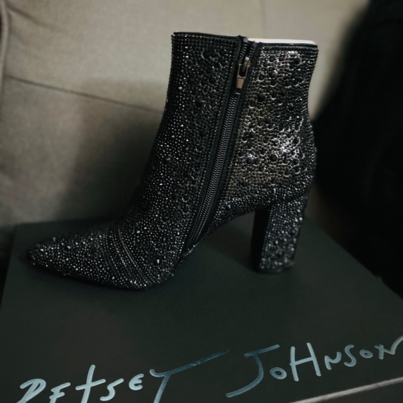 Betsy Johnson cady evening booties - Picture 3 of 3